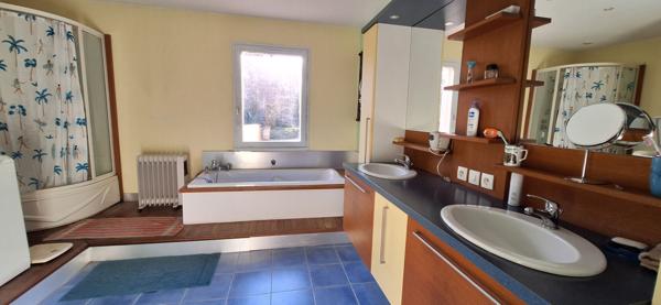 Jolie Maison de 115.7 m² proche des sentiers !