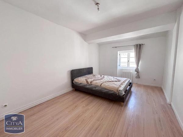 Appartement à louer 3 pièces 84.13m² Carcassonne (11000)