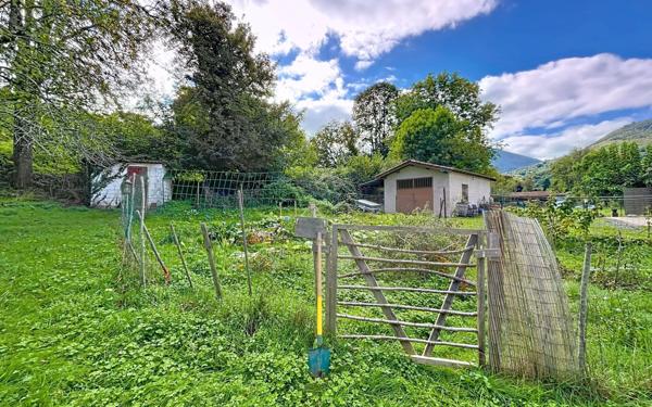 Maison à vendre    5 pièces •  Anla