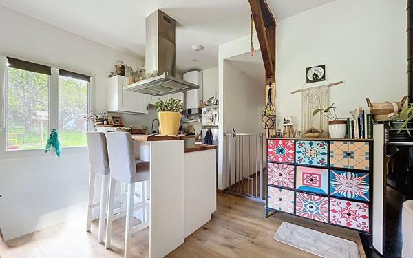 Maison à vendre    5 pièces •  Anla