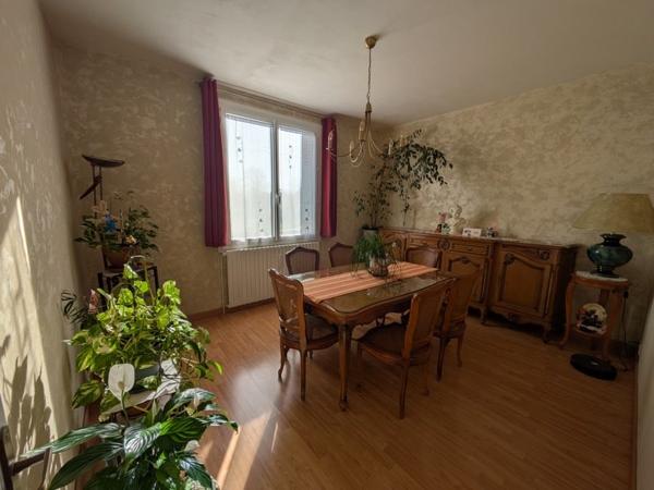 Maison à vendre |  Civray |  5 pièces | 126 m²