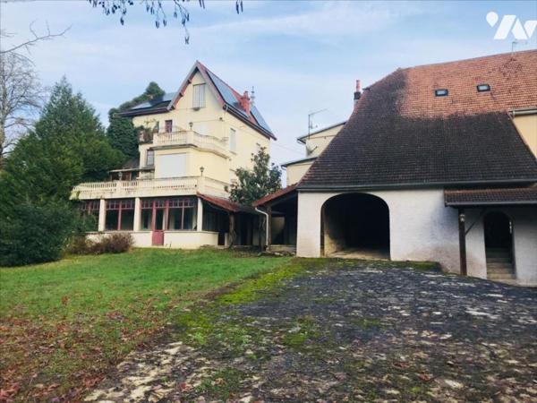 RIOZ Village avec toutes les commodités