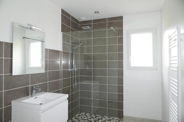 Mussidan (24400) Neuf, calme et proximité