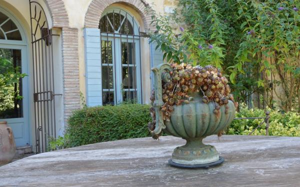 Maison à vendre    7 pièces • 310 m2 Pujaut