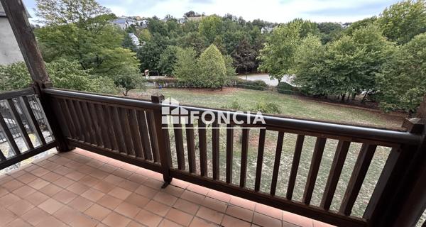 Location Appartement 2 pièces 35.1 m² - Le Monastère 12000