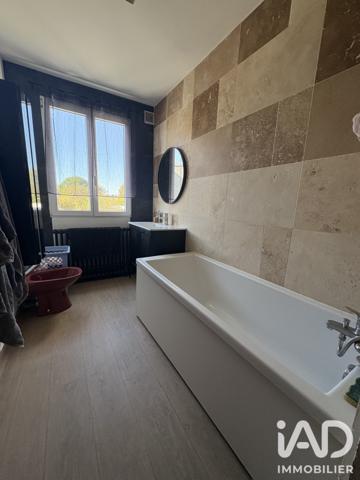 Maison à vendre 6 pièces 133 m² Bourges