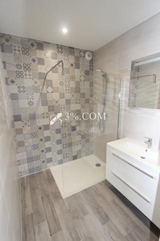 Maison 8 pièce(s) 5 chambre(s) 226 m²