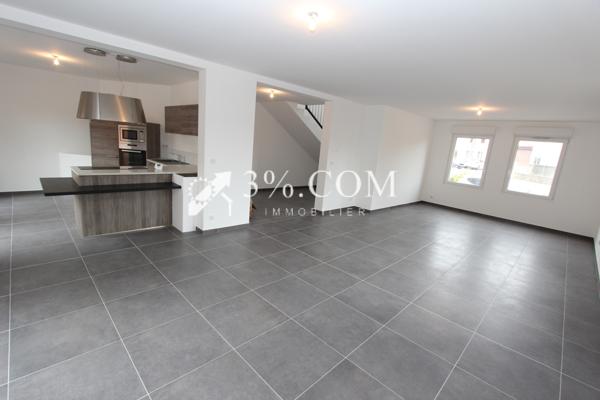 Maison 8 pièce(s) 5 chambre(s) 226 m²