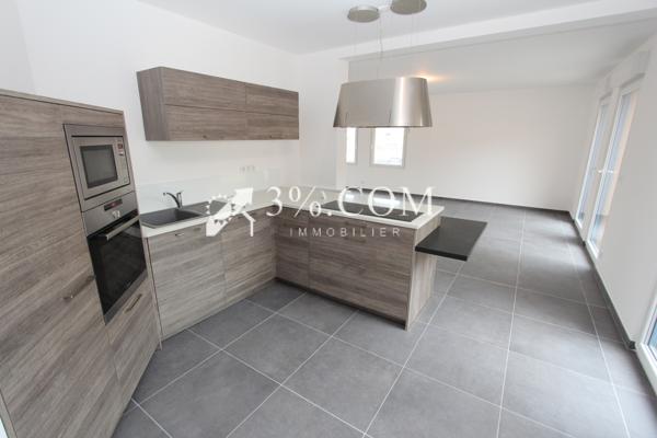 Maison 8 pièce(s) 5 chambre(s) 226 m²