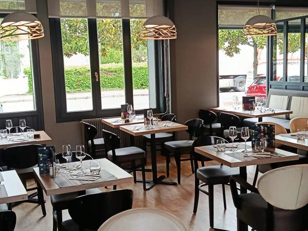 Immobilier Condé-en-Normandie (14110) – Fonds de commerce 258m2 – 160 500 €