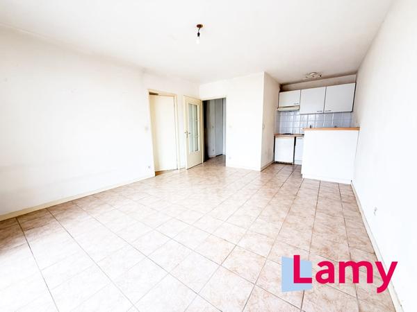 Appartement + stationnement