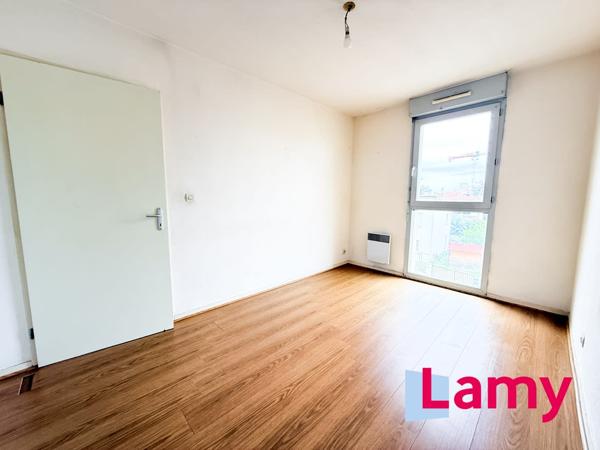 Appartement + stationnement