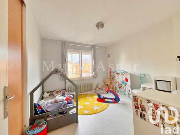 Maison traditionnelle 9 pièces de 164 m² à Savigny-sur-Orge (91600)