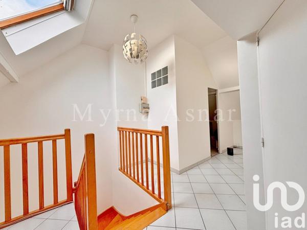 Maison traditionnelle 9 pièces de 164 m² à Savigny-sur-Orge (91600)