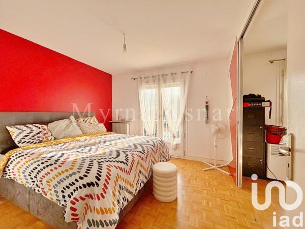 Maison traditionnelle 9 pièces de 164 m² à Savigny-sur-Orge (91600)