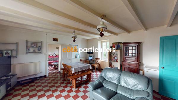 Vente Maison106 m² - 5 Pièces - BAZOGES EN PAREDS (85390)