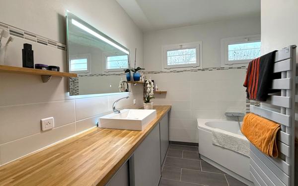 Maison à vendre    4 pièces • 121 m2 Orléans