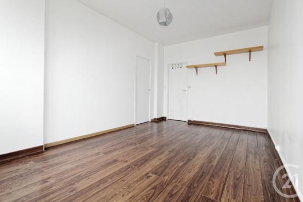Appartement F2 à vendre  2 pièces - 68,03 m2 COURBEVOIE - 92