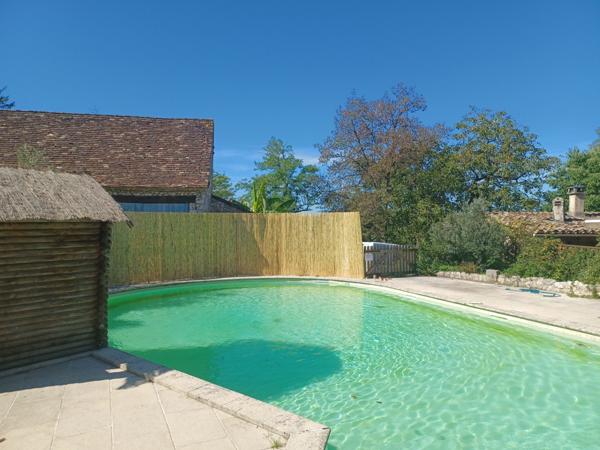 Ancienne - 7 pièces - 238 m²