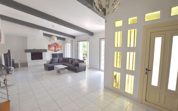 Maison à vendre    7 pièces • 173 m2 La Grande-Motte