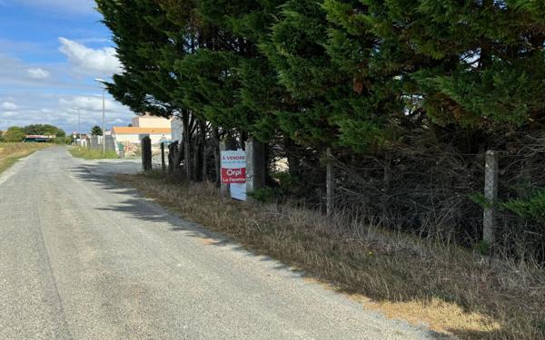 Terrain à vendre    Muron