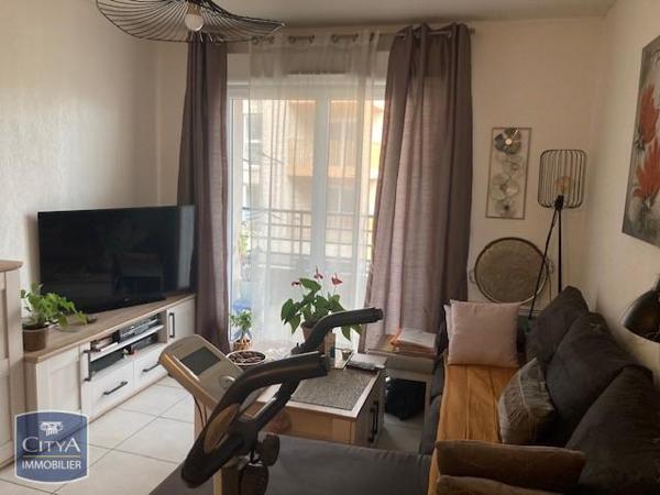 Appartement à louer 2 pièces 41.39m² Arles (13200)