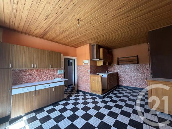Immeuble à vendre  485 m 2   TREILLIERES  - 44