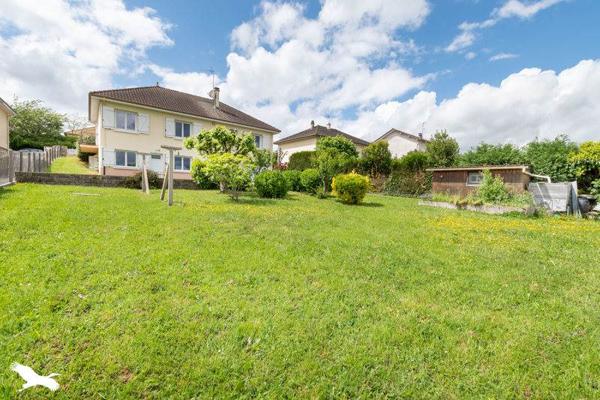 Maison à vendre |                                       Chaptelat |                                        6 pièces  |  148 m²