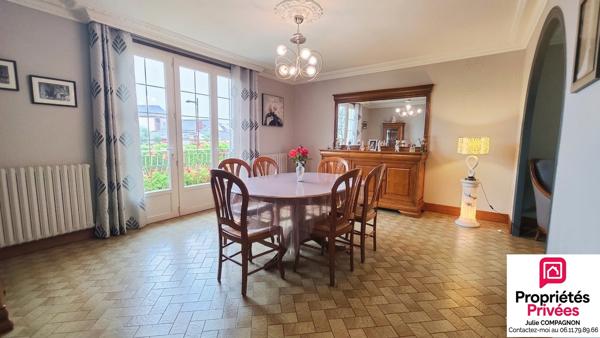 MAISON SUR SOUS-SOL 113 m² - 3 CHAMBRES - GARAGE ET JARDIN ET DEPENDANCES