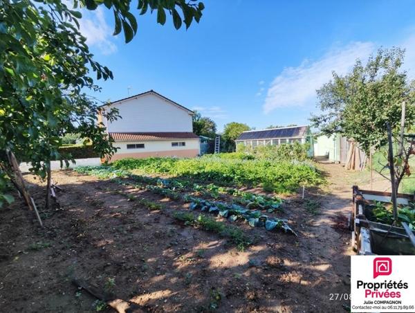 MAISON SUR SOUS-SOL 113 m² - 3 CHAMBRES - GARAGE ET JARDIN ET DEPENDANCES