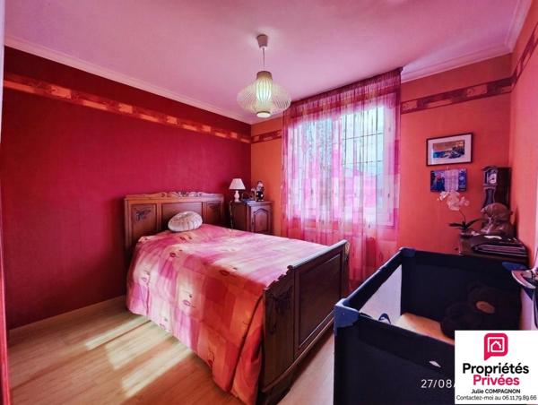 MAISON SUR SOUS-SOL 113 m² - 3 CHAMBRES - GARAGE ET JARDIN ET DEPENDANCES