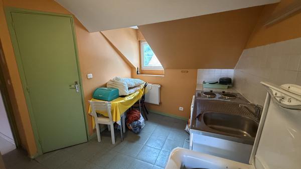 Vichy (03200) Vente à terme libre sur 8 ans - Immeuble avec local commercial, garage-atelier, bureaux et 4 appartements