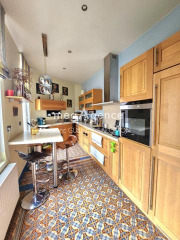 Maison à BOULOGNE-SUR-MER, 62200 - 6 pièces 165m²