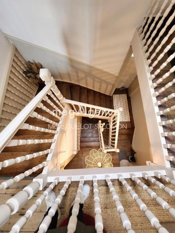 Maison à BOULOGNE-SUR-MER, 62200 - 6 pièces 165m²