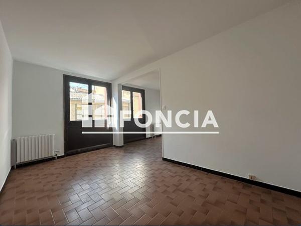 Location Studio 31.1 m² - 25 RUE KLEBER Beziers 34500