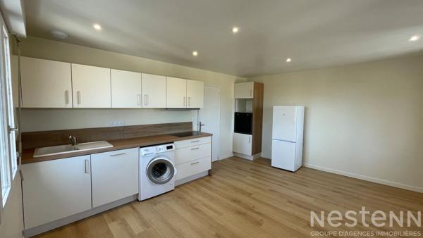 Petite copropriété et rénovation récente pour ce T2 en hyper centre à Auray
