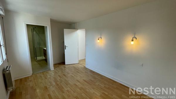 Petite copropriété et rénovation récente pour ce T2 en hyper centre à Auray