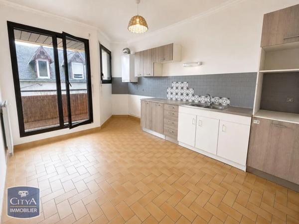 Appartement à louer 3 pièces 85.02m² Quimper (29000)