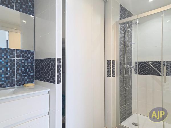 Appartement à vendre Arcachon - 2 pièces, 48m² avec 1 chambre(s) à 378 000€ - AJP Immobilier Arcachon