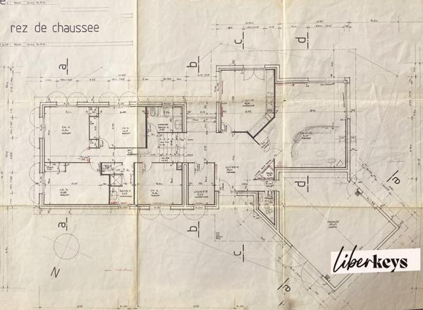 SAINT DIDIER AU MONT D'OR - MAISON D'ARCHITECTE de 180m² - TERRAIN AVEC VUE - 2224m²