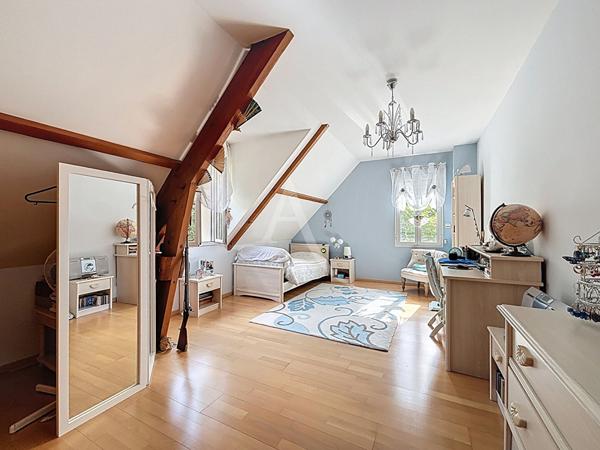 À VENDRE ORSAY Maison 8 pièce(s)