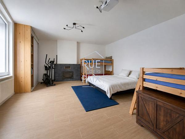86140 LENCLOITRE Maison à finir de rénover avec fort potentiel