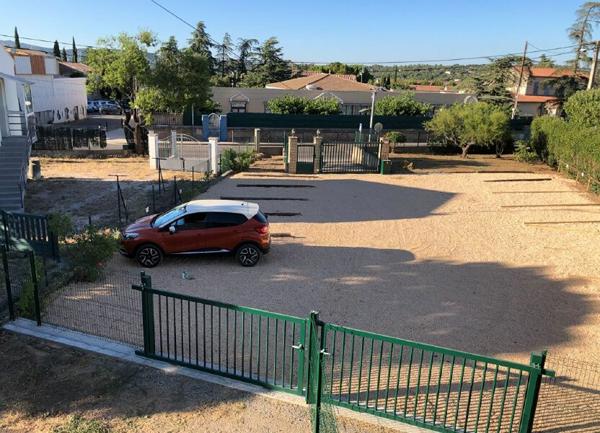 Stationnement à louer  •  Saint-Maximin-la-Sainte-Baume