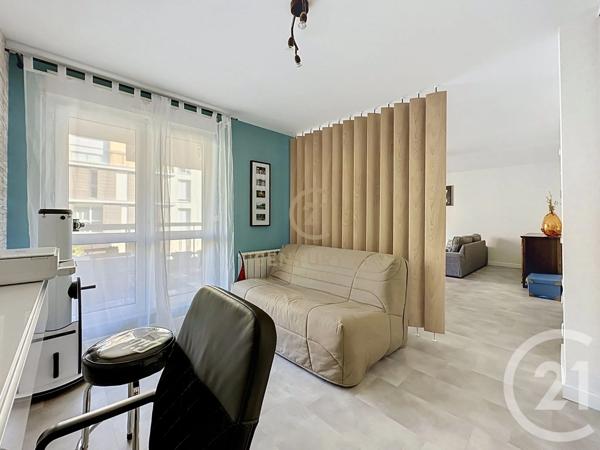 Appartement F5 à vendre  5 pièces - 113,27 m 2   LYON  - 69008