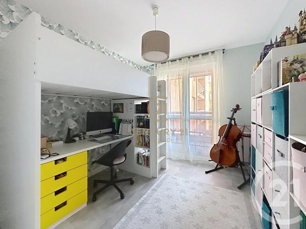 Appartement F5 à vendre  5 pièces - 113,27 m 2   LYON  - 69008