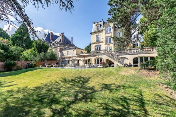 Maison bourgeoise à vendre 12 pièces SOISSONS (02)