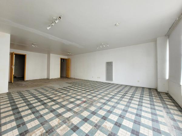 Local commercial ou appartement à rénover SANS COPROPRIETE