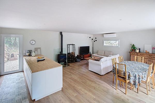 A VENDRE DRAGUIGNAN - Maison 124 m² 3 chambres sur 975 m² de terrain