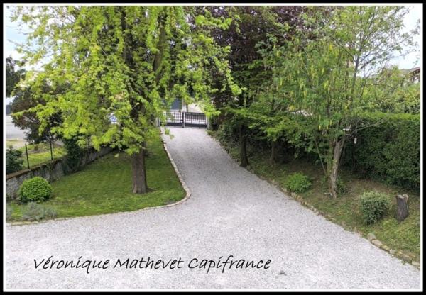 Maison rénovée 123m2 4 chambres sur terrain plat constructible de 1000m2