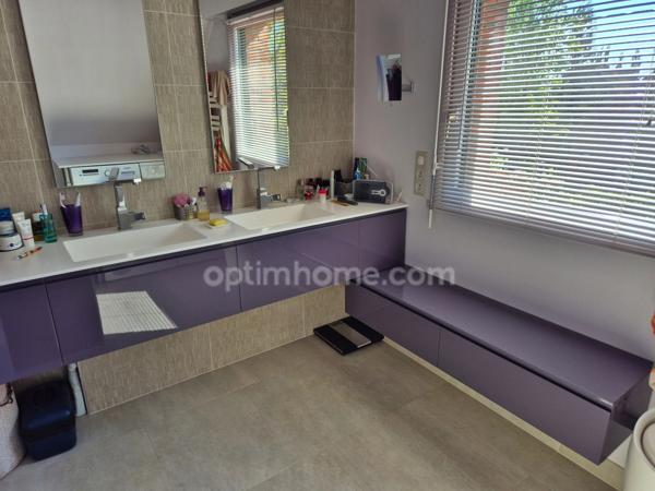 Maison individuelle 4ch semi plain pied jardin garage
